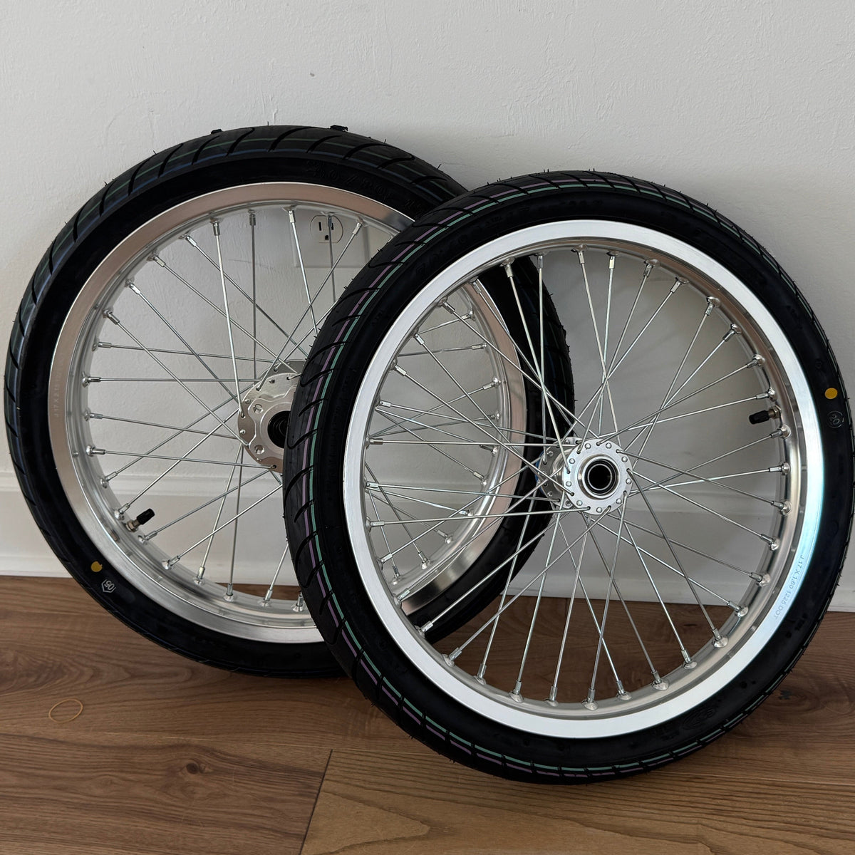 Surron Light Bee / E-Ride | CST Supermoto Wheel Kit | 17-Inch Chrome